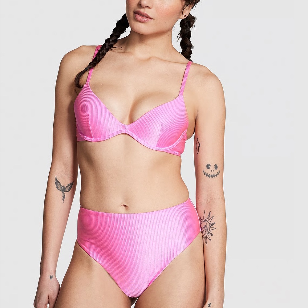VS  Pink Bikini top NWT